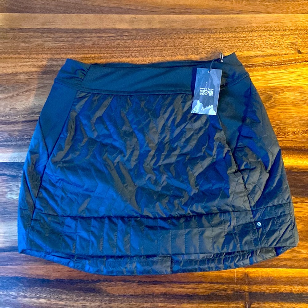 Mountain hardware, insulated,Trekkin, mini skirt, black women’s medium